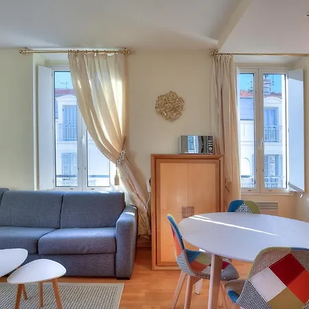 Lumineux Appartement- Carre D'or- Proche Mer * ניס