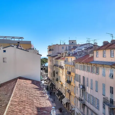 Lumineux Appartement- Carre D'or- Proche Mer *